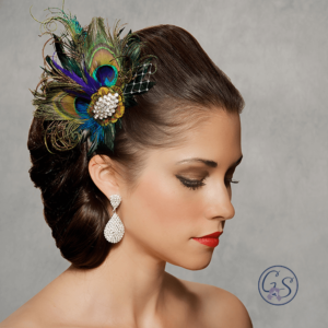 wedding-veils-bridal-hair-accessories_0077_HLF02-Gilded-Shadows-peacock-feather-hair-clip-fascinator-013023